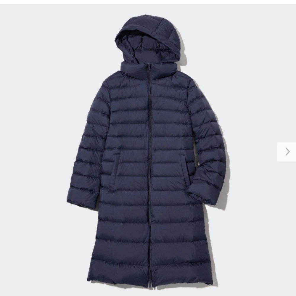 Uniqlo Ultra Light Down Hooded Coat. Size Medium